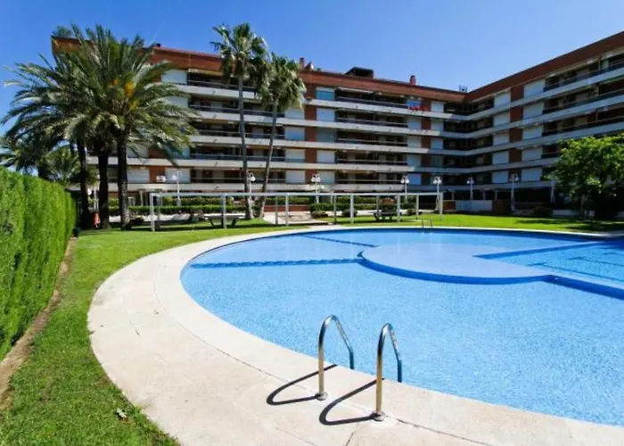 Great Mimosas Daire Salou