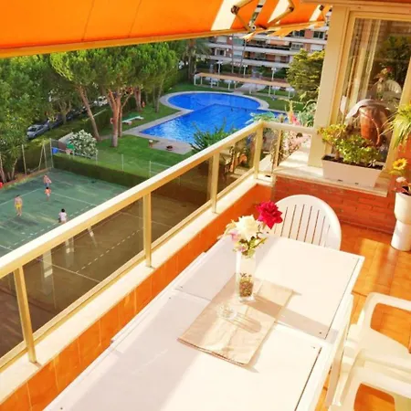 Great Mimosas Daire *